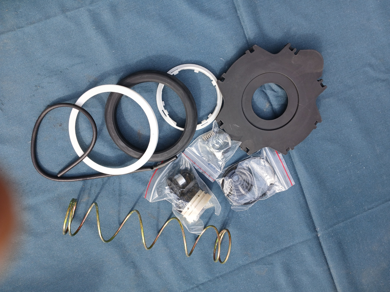 Repkit clutchservo DT 394102 for MAN - Servo d'embrayage: photos 1 Repkit clutchservo DT 394102 for MAN - Servo d'embrayage: photos 1