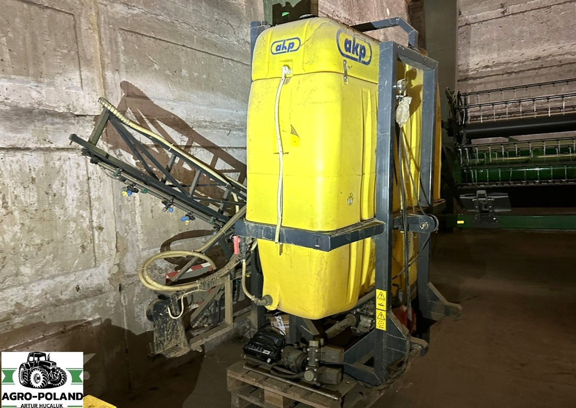 AKP 1200 - 2011 ROK - 12 M - Pulvé porté: photos 1 AKP 1200 - 2011 ROK - 12 M - Pulvé porté: photos 1