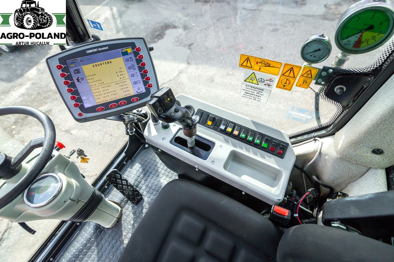 BARGAM GRIMAC 3500 - 2014 ROK - H 180 CM - 1640 h - GPS - 30 M - Pulvé automoteur: photos 5 BARGAM GRIMAC 3500 - 2014 ROK - H 180 CM - 1640 h - GPS - 30 M - Pulvé automoteur: photos 5