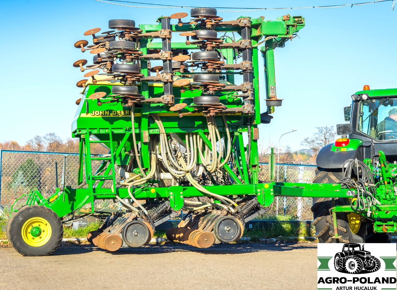 JOHN DEERE 750 A - 6 M - 2008 ROK - Semoir: photos 2 JOHN DEERE 750 A - 6 M - 2008 ROK - Semoir: photos 2