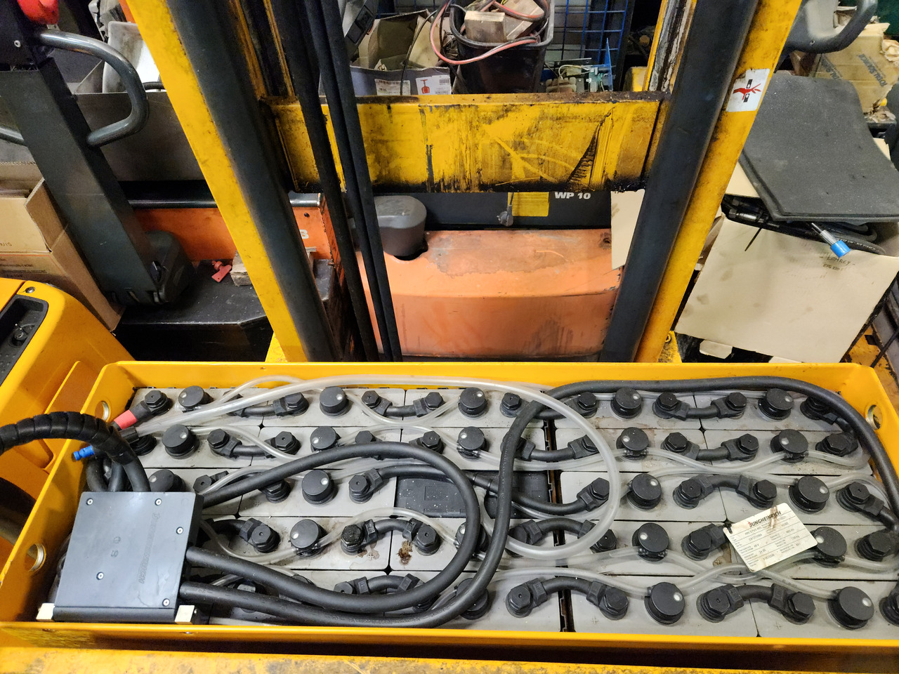 JUNGHEINRICH ETV112 - Chariot latéral: photos 5 JUNGHEINRICH ETV112 - Chariot latéral: photos 5