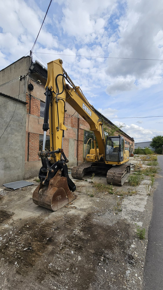 John Deere 200C LC - Pelle sur chenille: photos 3 John Deere 200C LC - Pelle sur chenille: photos 3