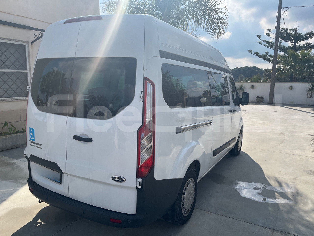 Ford Transit en crédit-bail Ford Transit: photos 9 Ford Transit en crédit-bail Ford Transit: photos 9