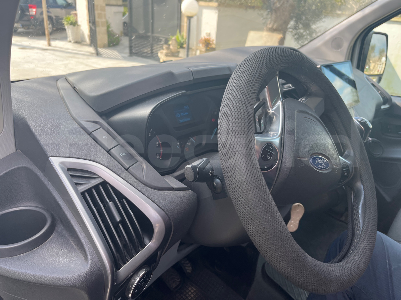 Ford Transit en crédit-bail Ford Transit: photos 20 Ford Transit en crédit-bail Ford Transit: photos 20