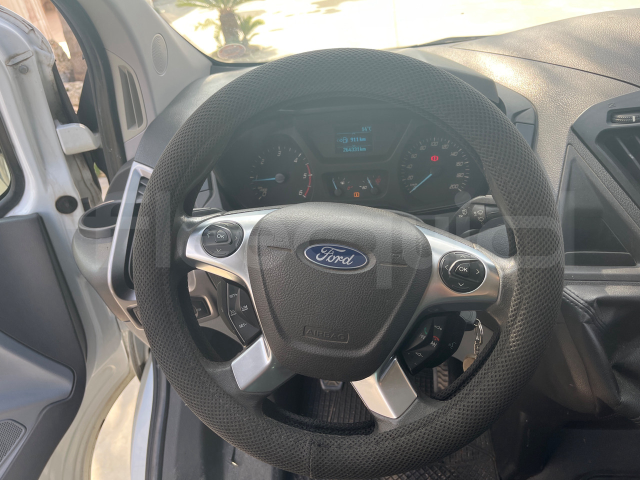 Ford Transit en crédit-bail Ford Transit: photos 18 Ford Transit en crédit-bail Ford Transit: photos 18