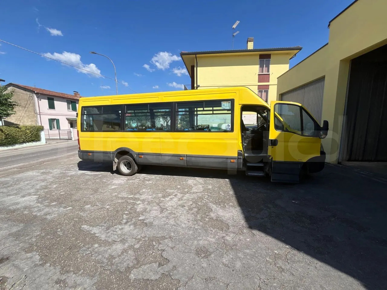 Bus scolaire Iveco Daily: photos 12