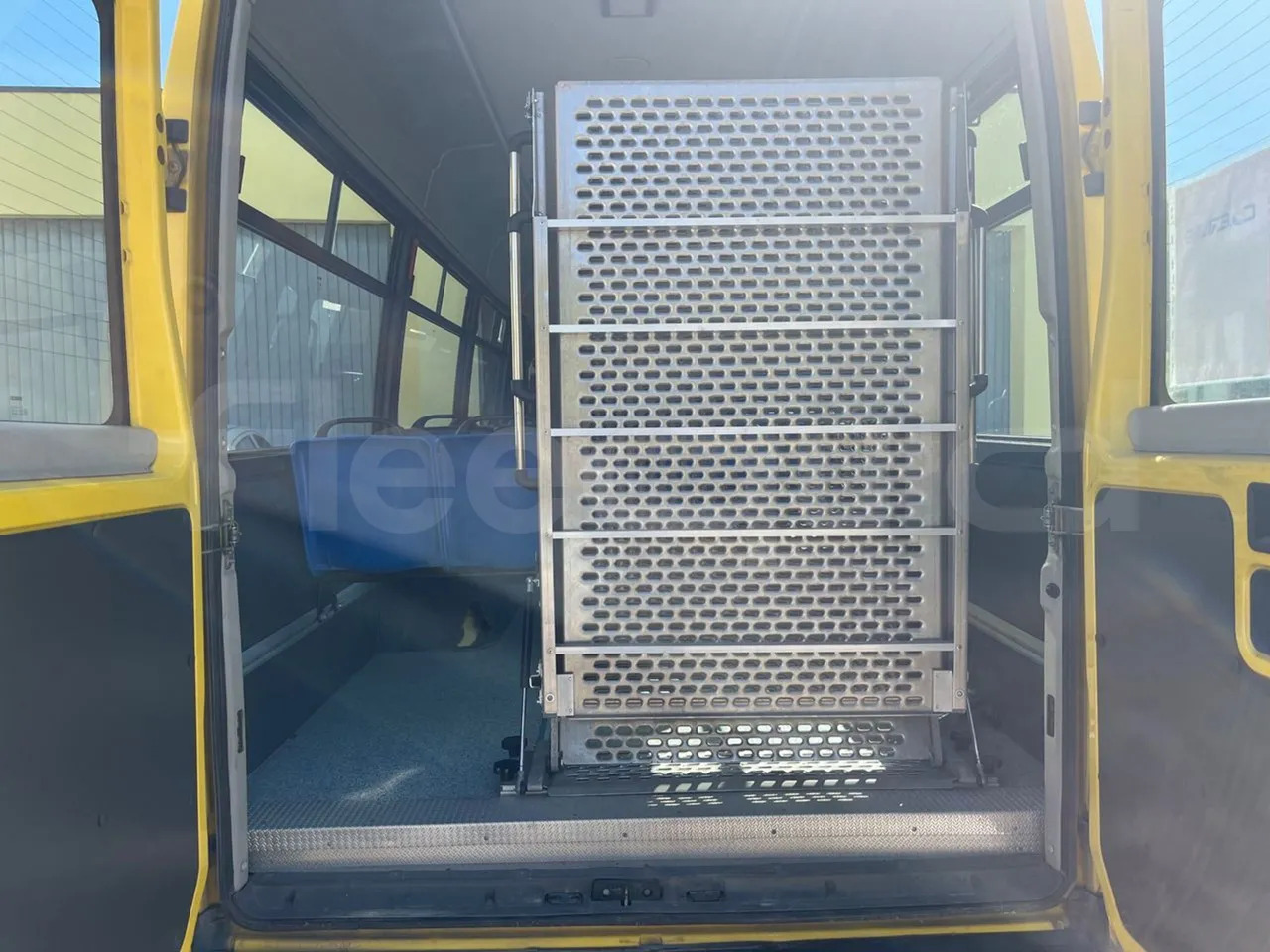 Bus scolaire Iveco Daily: photos 14