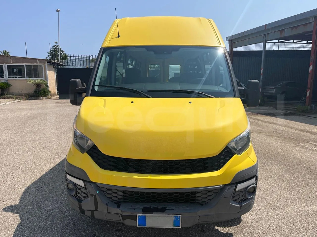 Iveco Daily - Bus scolaire: photos 2 Iveco Daily - Bus scolaire: photos 2