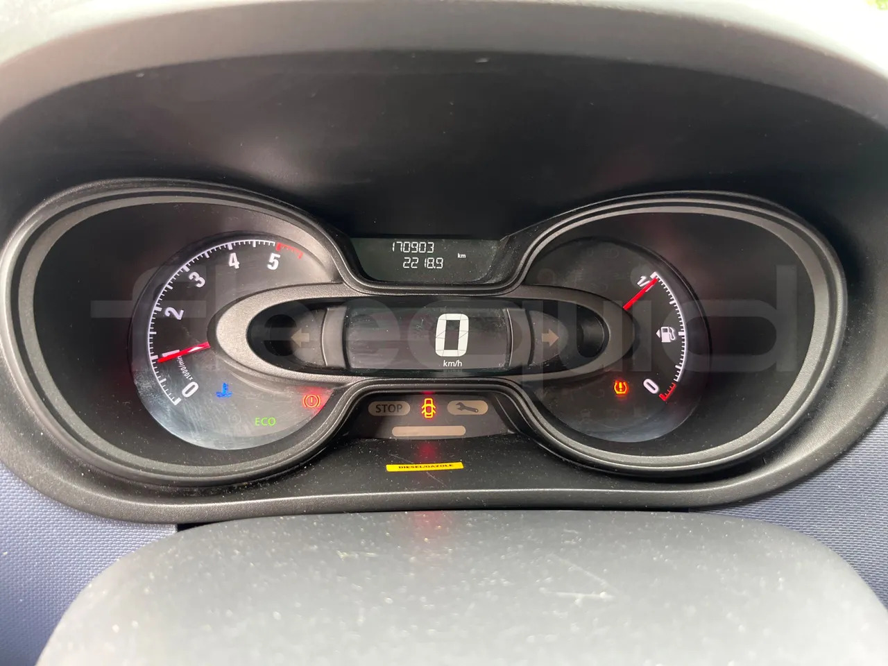 Opel Vivaro - B - Transport de personnes: photos 3 Opel Vivaro - B - Transport de personnes: photos 3