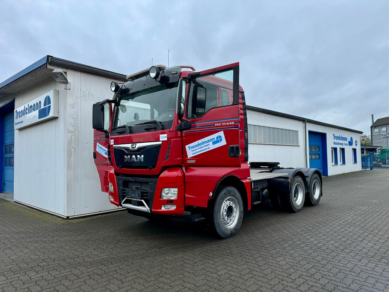 MAN TGS 33.640 6x4 Kipphydraulic-Retarder - Tracteur routier: photos 1 MAN TGS 33.640 6x4 Kipphydraulic-Retarder - Tracteur routier: photos 1