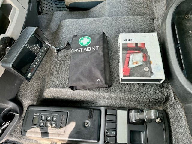 Volvo FE 350 ASK Tele 4x2 Ladefläche Teleskopierbar Dekra Tüv 09/2026 - Camion multibenne: photos 5 Volvo FE 350 ASK Tele 4x2 Ladefläche Teleskopierbar Dekra Tüv 09/2026 - Camion multibenne: photos 5