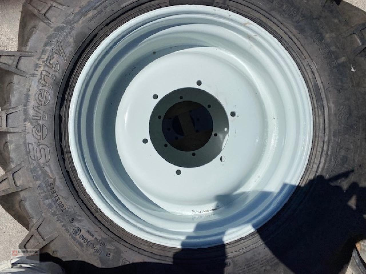 Alliance FORSTRÄDER 380/70 R 24 - Roue complète pour Matériel forestier: photos 3 Alliance FORSTRÄDER 380/70 R 24 - Roue complète pour Matériel forestier: photos 3