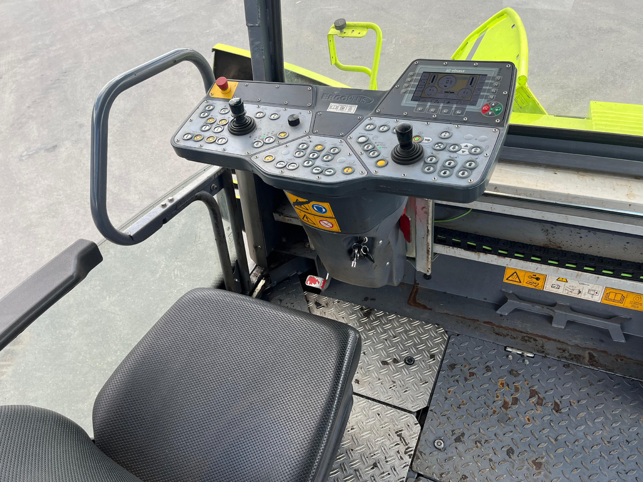 VÖGELE SUPER 2100-3i - Finisseur: photos 3 VÖGELE SUPER 2100-3i - Finisseur: photos 3