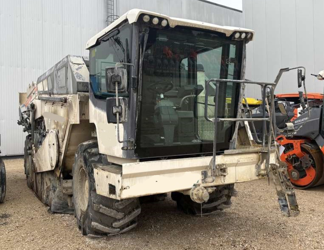 WIRTGEN WR 240i S-PACK - Stabilisateur: photos 1 WIRTGEN WR 240i S-PACK - Stabilisateur: photos 1