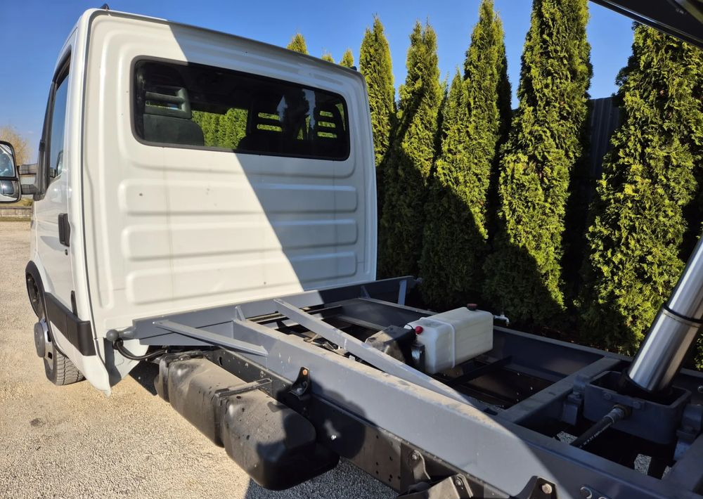 Iveco 35c15 3.0 150KM - Utilitaire benne: photos 5 Iveco 35c15 3.0 150KM - Utilitaire benne: photos 5