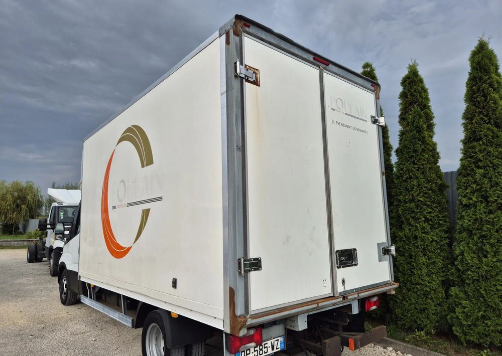 Kontener 8 palet 2016 rok, Iveco, Mastr, Sprinter, Ducato, Regulowana podramówka, stan bdb - Carrosserie fourgon: photos 3 Kontener 8 palet 2016 rok, Iveco, Mastr, Sprinter, Ducato, Regulowana podramówka, stan bdb - Carrosserie fourgon: photos 3