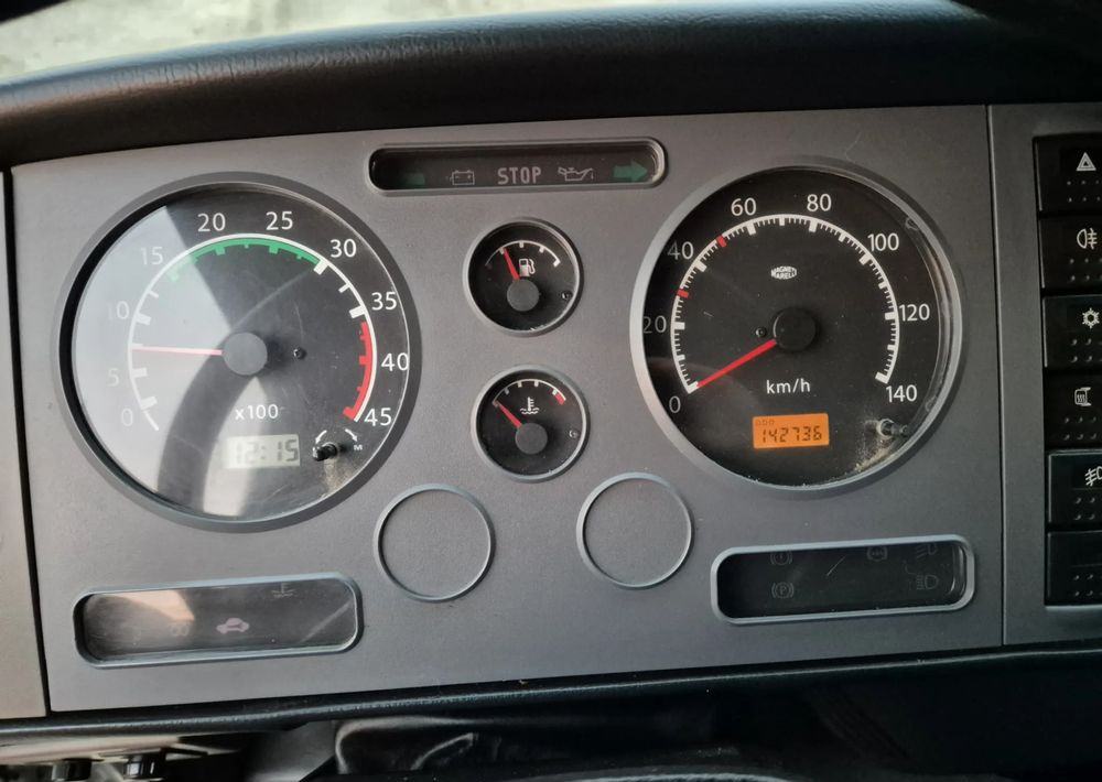 Fourgon grand volume Nissan ATLEON 3.0 150KM: photos 11 Fourgon grand volume Nissan ATLEON 3.0 150KM: photos 11