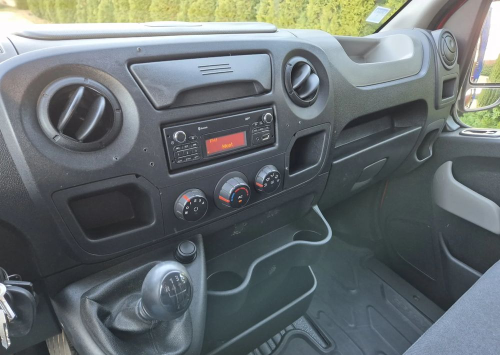 Utilitaire double cabine Renault MASTER 2.3 MAXI: photos 8 Utilitaire double cabine Renault MASTER 2.3 MAXI: photos 8