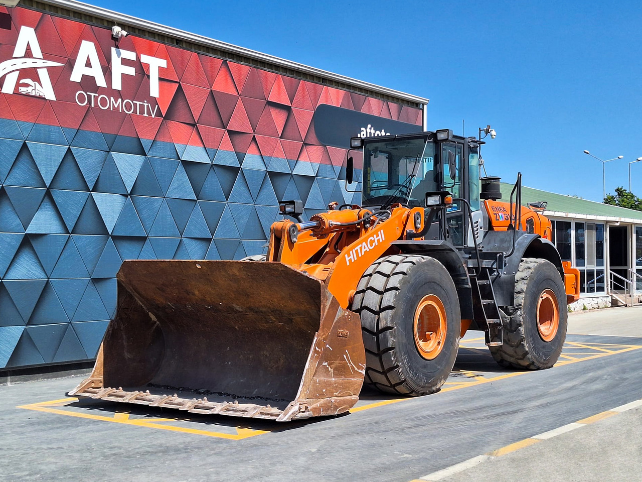 HITACHI ZW 310-5A - Chargeuse sur pneus: photos 1 HITACHI ZW 310-5A - Chargeuse sur pneus: photos 1