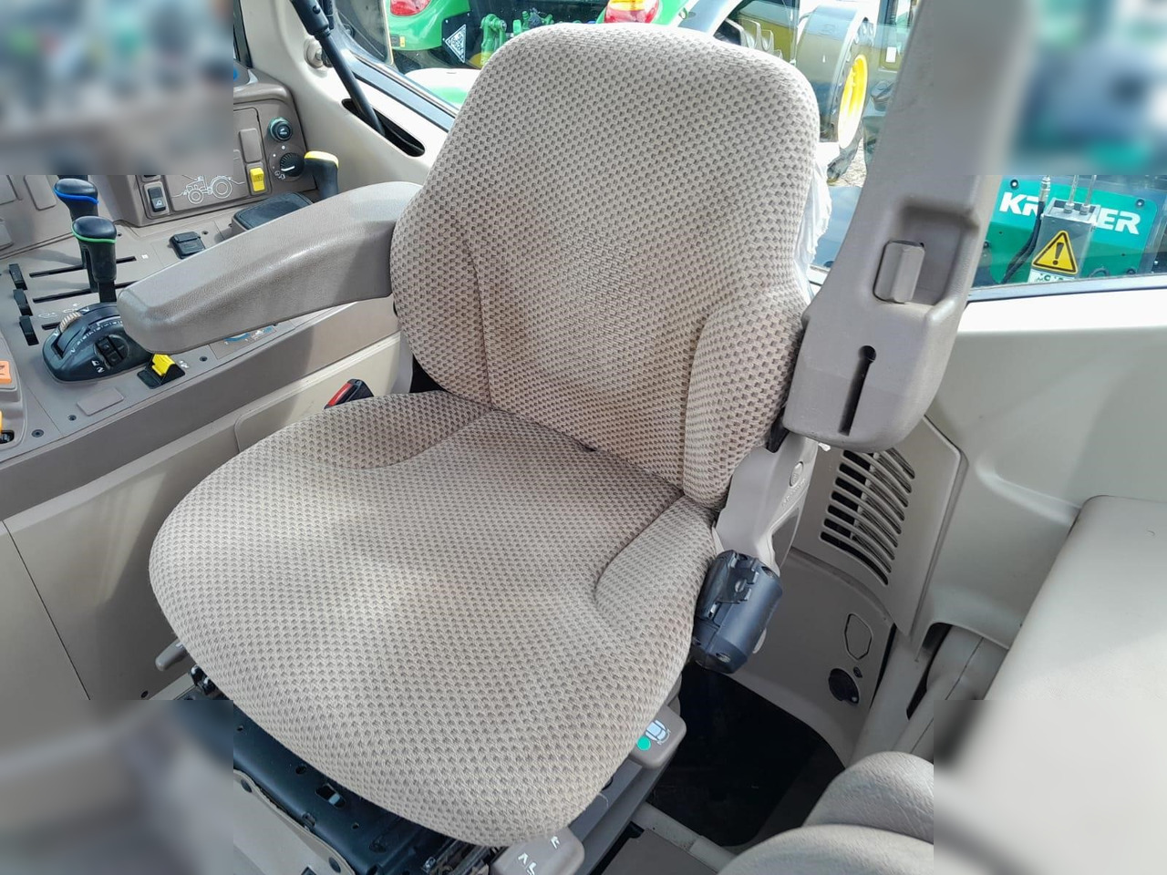 Tracteur agricole 2018 JOHN DEERE 6130M: photos 14