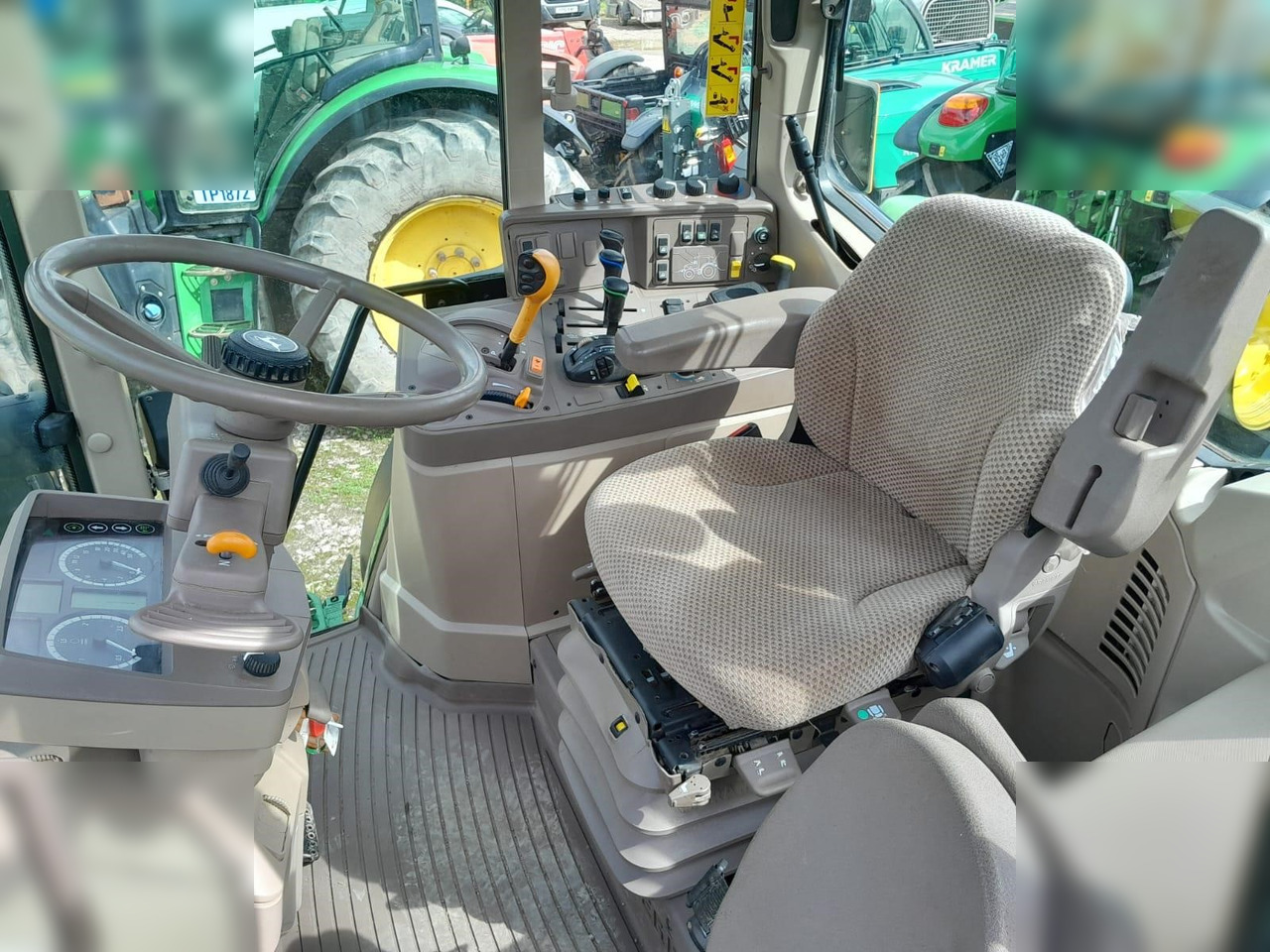 Tracteur agricole 2018 JOHN DEERE 6130M: photos 15