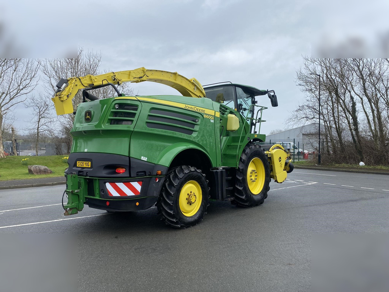 2020 JOHN DEERE 8600 - Ensileuse: photos 5 2020 JOHN DEERE 8600 - Ensileuse: photos 5