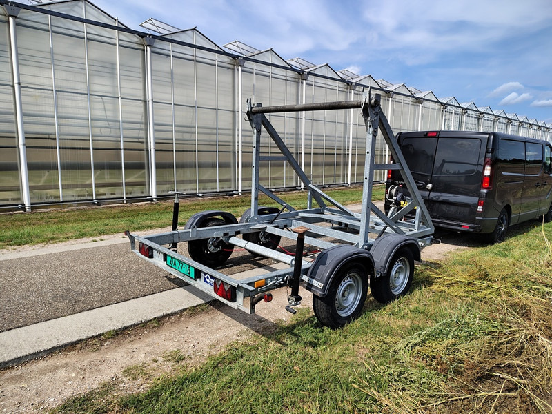 Blyss 3000 - Remorque porte-touret: photos 4 Blyss 3000 - Remorque porte-touret: photos 4