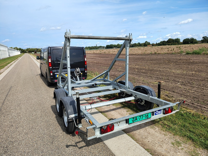 Blyss 3000 - Remorque porte-touret: photos 3 Blyss 3000 - Remorque porte-touret: photos 3