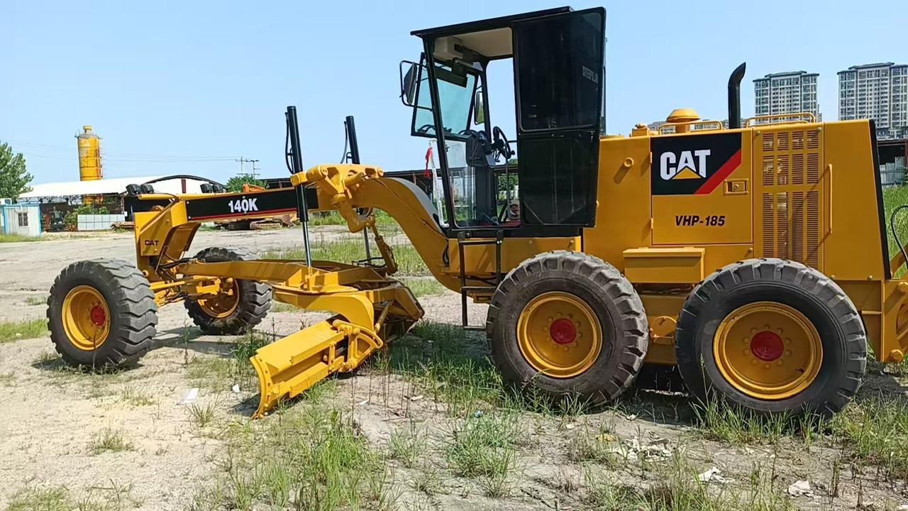 CATERPILLAR 140K used motor grader low price - Niveleuse: photos 1 CATERPILLAR 140K used motor grader low price - Niveleuse: photos 1