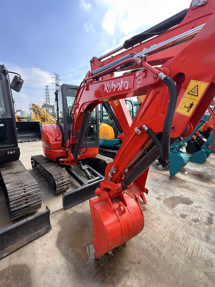 KUBOTA u35-5 japan brand mini excavator kubota Small home farm - Mini pelle: photos 2 KUBOTA u35-5 japan brand mini excavator kubota Small home farm - Mini pelle: photos 2