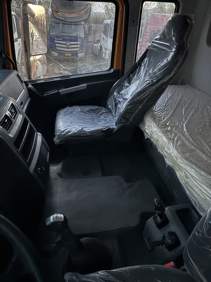 SHACMAN X3000 6x4 dump truck Customization available upon request - Tombereau: photos 4 SHACMAN X3000 6x4 dump truck Customization available upon request - Tombereau: photos 4