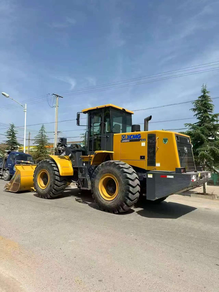 XCMG LW500HV used front loader made in china - Chargeuse sur pneus: photos 1 XCMG LW500HV used front loader made in china - Chargeuse sur pneus: photos 1