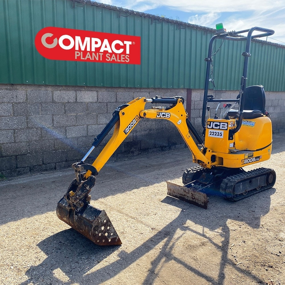 JCB 8008 - Mini pelle: photos 3 JCB 8008 - Mini pelle: photos 3