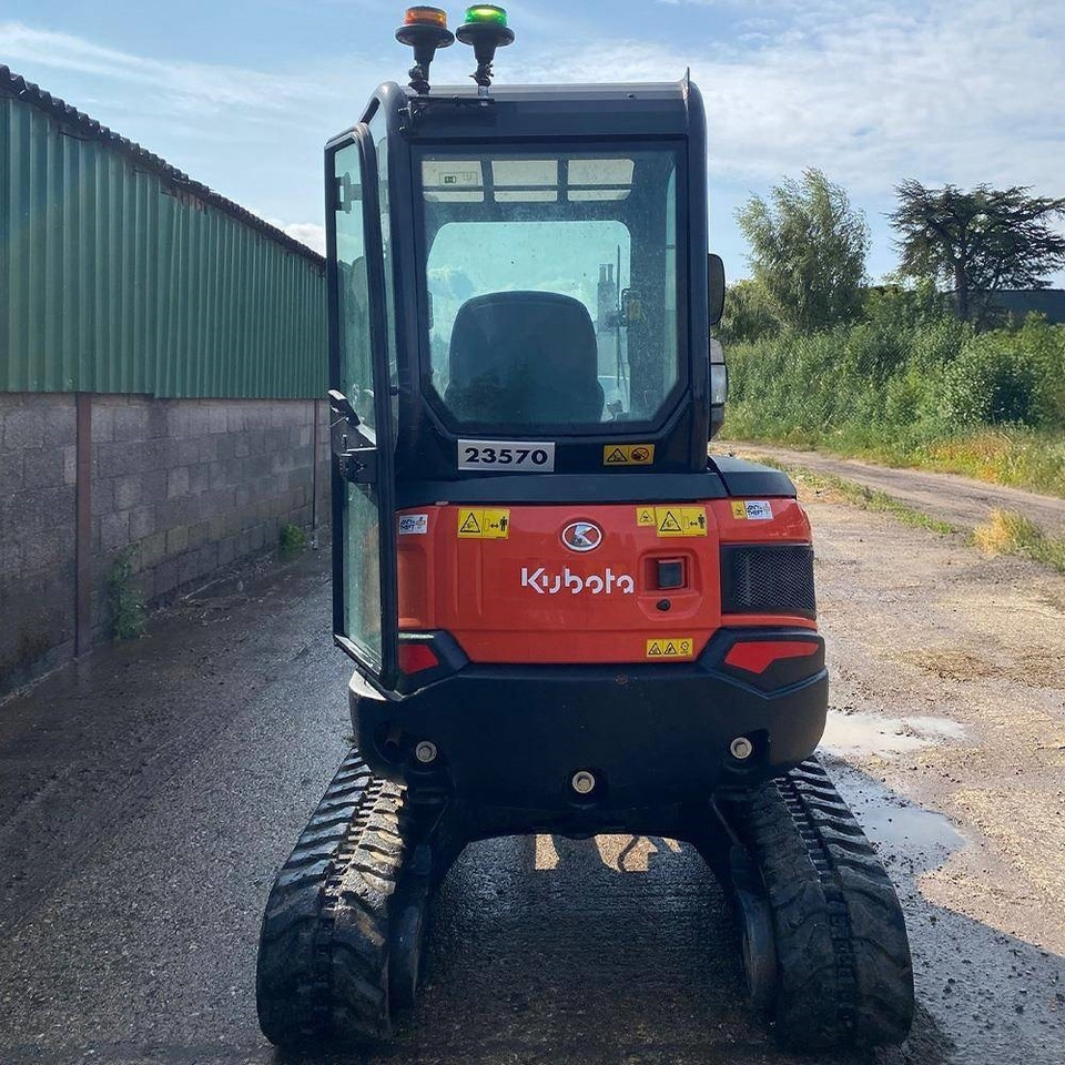 Kubota U 27-4 - Mini pelle: photos 4 Kubota U 27-4 - Mini pelle: photos 4