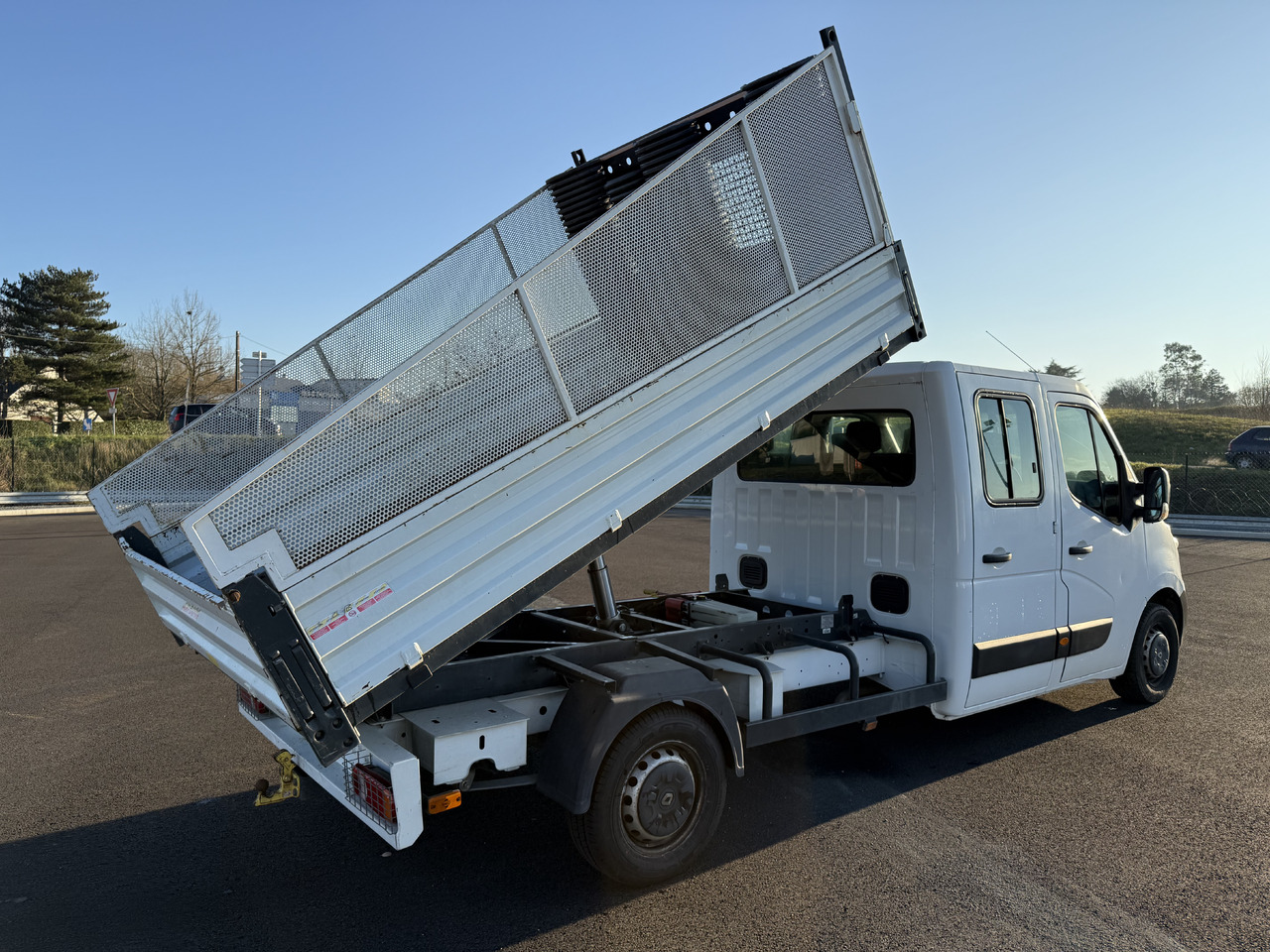 RENAULT MASTER 2.3DCI125 BENNE ACIER DOUBLE CABINE ROUE SIMPLE + REHAUSSE DE RIDELLE - Utilitaire benne: photos 3 RENAULT MASTER 2.3DCI125 BENNE ACIER DOUBLE CABINE ROUE SIMPLE + REHAUSSE DE RIDELLE - Utilitaire benne: photos 3