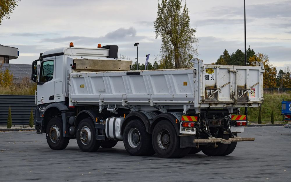 Camion benne Mercedes-Benz AROCS 3243 / 8x4 / EURO 6 / WYWROTKA / MELLER KIPPER / HYDROBURTA / AUTOMAT / SERWISOWANY / SPROWADZONY: photos 7 Camion benne Mercedes-Benz AROCS 3243 / 8x4 / EURO 6 / WYWROTKA / MELLER KIPPER / HYDROBURTA / AUTOMAT / SERWISOWANY / SPROWADZONY: photos 7