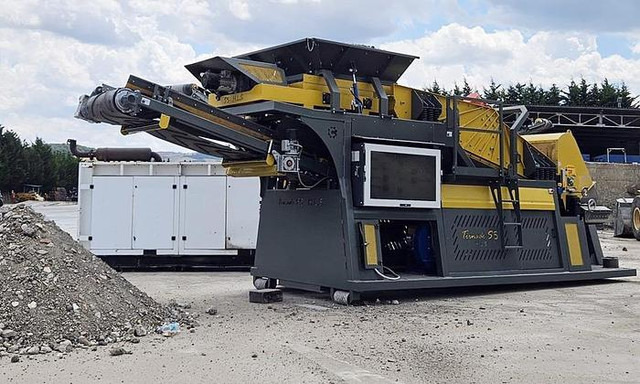 ROCKMASTER Tornado 5 - Crible: photos 1 ROCKMASTER Tornado 5 - Crible: photos 1