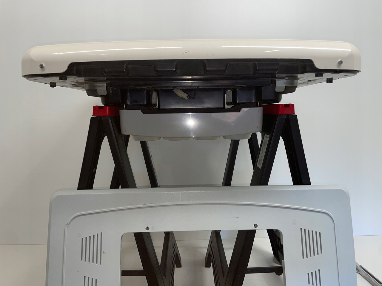 KLIMATYZACJA POSTOJOWA PILOT SLIMCOOL FACTORY PREP DAF SCANIA MC1507523 - Compresseur de climatisation pour Camion: photos 5 KLIMATYZACJA POSTOJOWA PILOT SLIMCOOL FACTORY PREP DAF SCANIA MC1507523 - Compresseur de climatisation pour Camion: photos 5