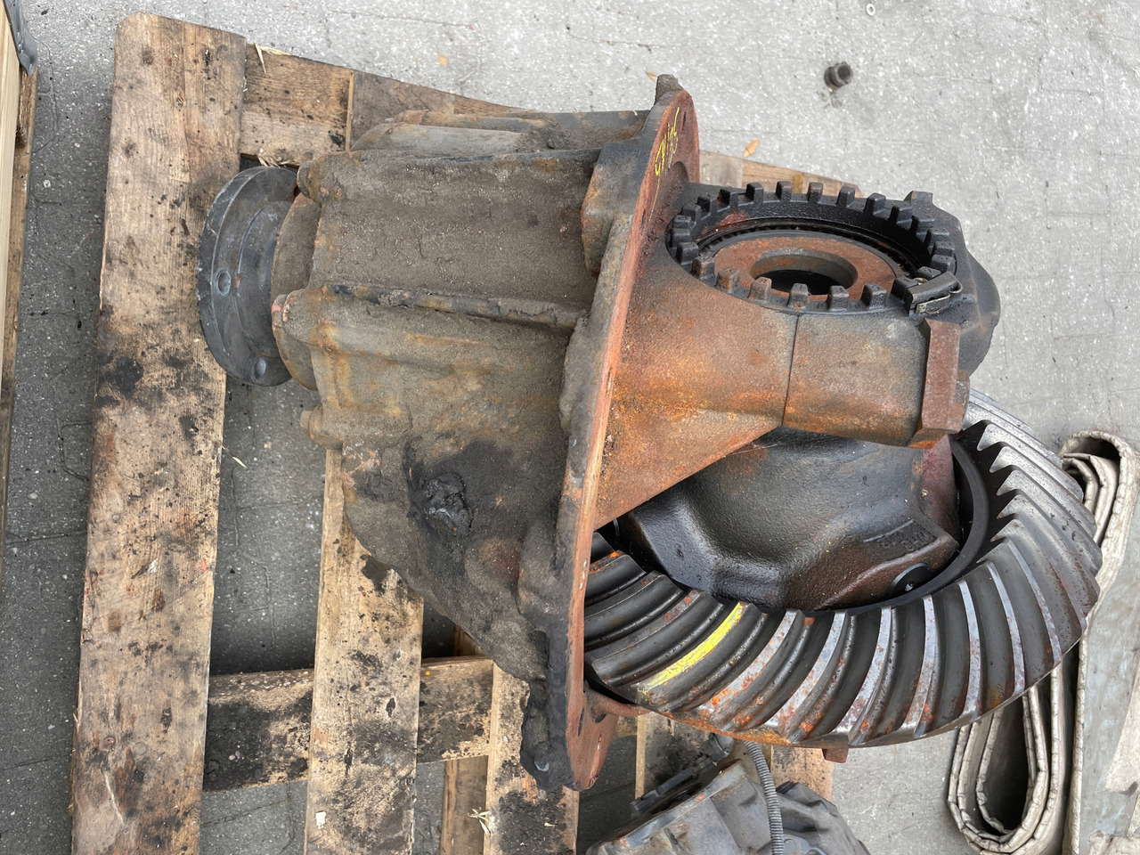 MAN TGX TGS TGA WKŁAD DYFERENCJAŁ MOSTU DYFER 38:15, 81350106301 - Essieu arrière pour Camion: photos 3 MAN TGX TGS TGA WKŁAD DYFERENCJAŁ MOSTU DYFER 38:15, 81350106301 - Essieu arrière pour Camion: photos 3