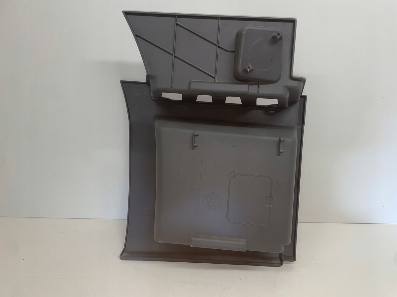 STOPNICA DOLNY STOPIEŃ MAN TGX TGX3 TG-3 81615200075 - Marchepied pour Camion: photos 4 STOPNICA DOLNY STOPIEŃ MAN TGX TGX3 TG-3 81615200075 - Marchepied pour Camion: photos 4