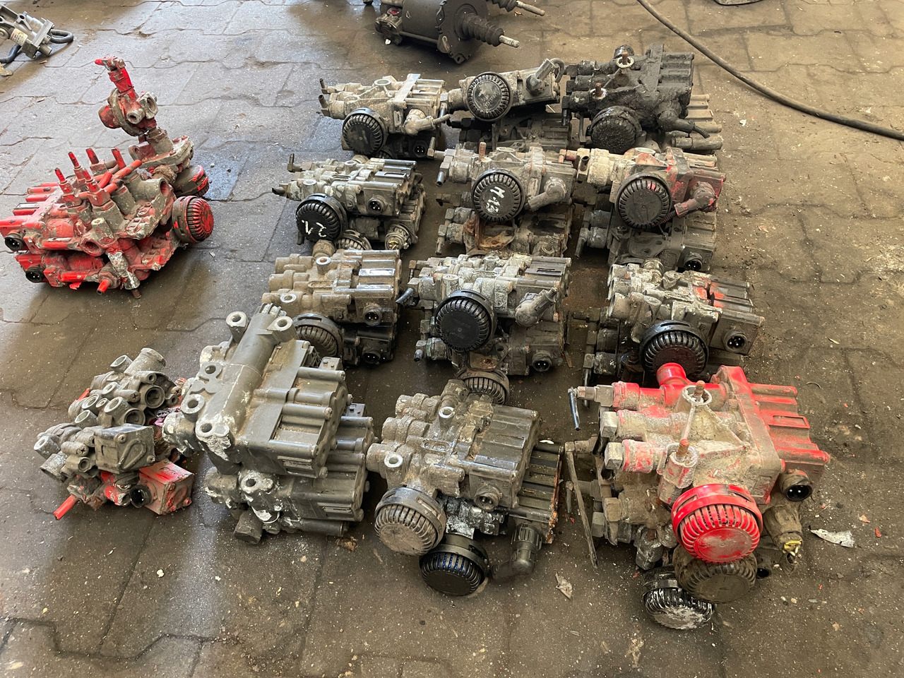 ZAWÓR PODUSZEK ECAS MAN TGA TGX TGS 4729000550 - Suspension pneumatique pour Camion: photos 5 ZAWÓR PODUSZEK ECAS MAN TGA TGX TGS 4729000550 - Suspension pneumatique pour Camion: photos 5