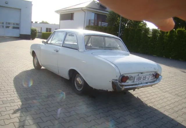 Ford Taunus - Berline: photos 3 Ford Taunus - Berline: photos 3