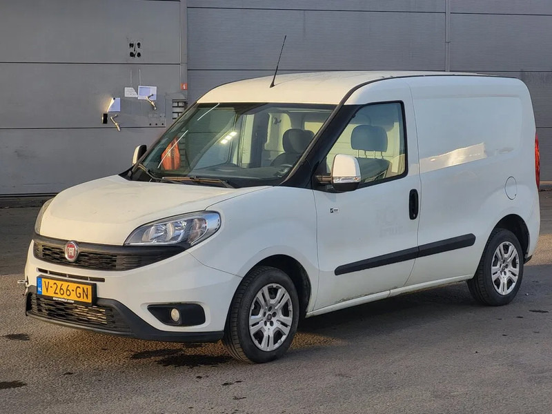 Fiat Doblò - Fourgonnette: photos 1 Fiat Doblò - Fourgonnette: photos 1