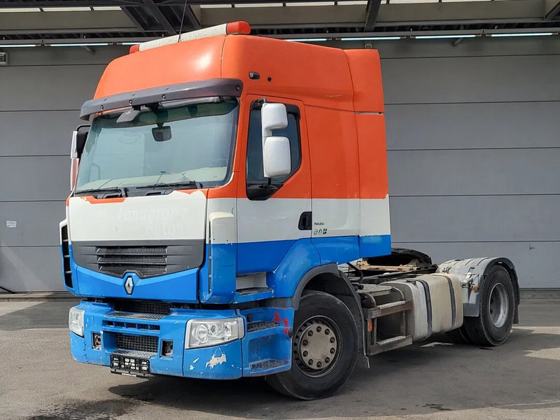 Renault Premium 450 !! WATER LEAK FROM RESERVOIR TANK!! - Tracteur routier: photos 1 Renault Premium 450 !! WATER LEAK FROM RESERVOIR TANK!! - Tracteur routier: photos 1