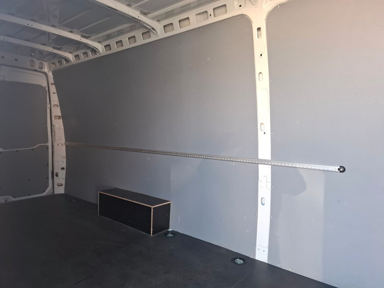 Fourgon utilitaire Iveco 35-160V/P, Luftfed., KLima, HiMatic, DAB,.: photos 18