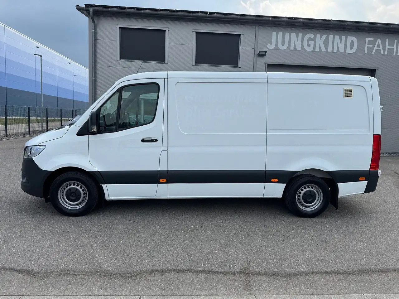 Mercedes-Benz Sprinter 316 CDI Flach Lang Klima MBUX - Fourgon utilitaire: photos 3 Mercedes-Benz Sprinter 316 CDI Flach Lang Klima MBUX - Fourgon utilitaire: photos 3