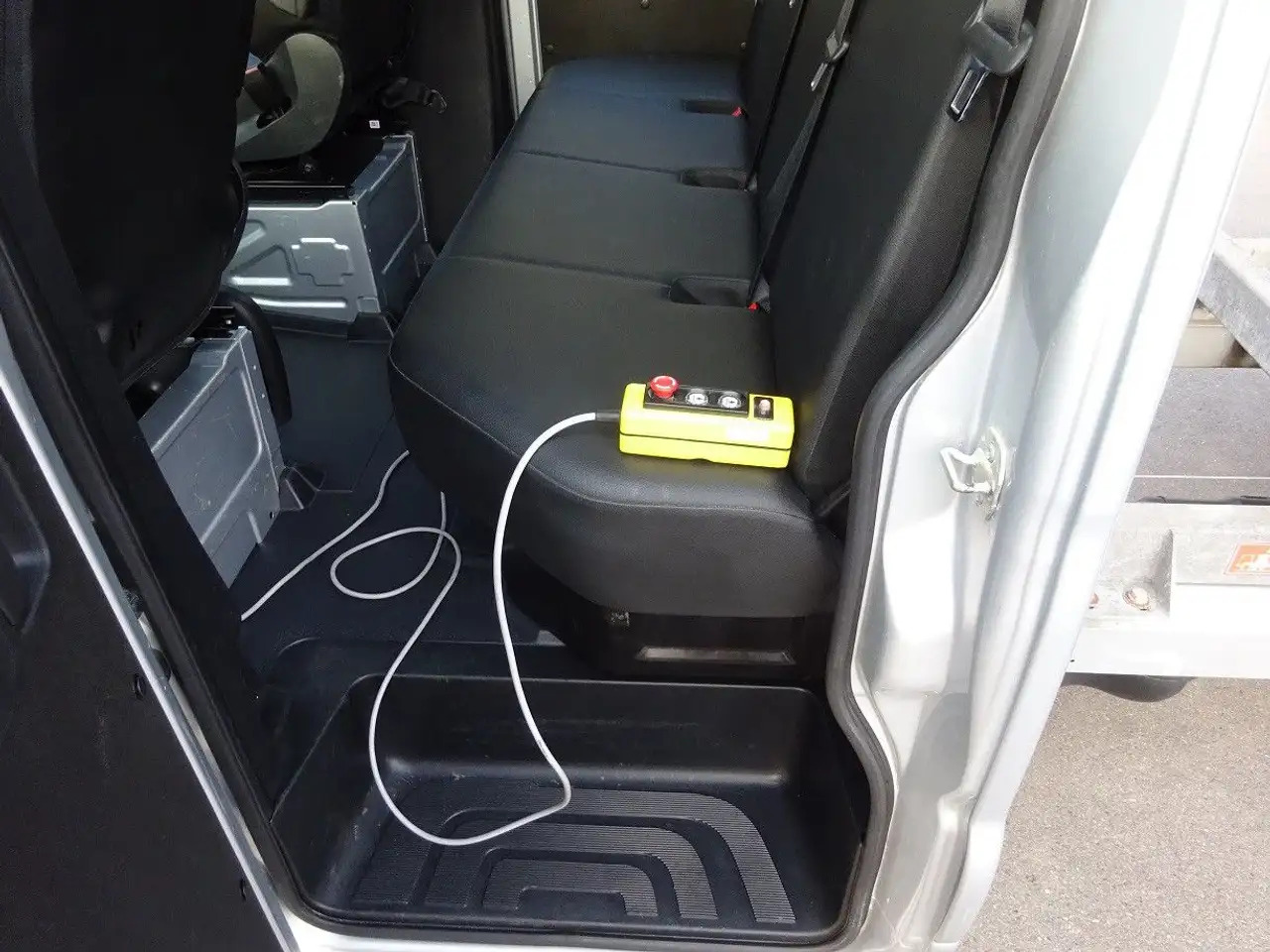 Utilitaire benne, Utilitaire double cabine Mercedes-Benz Sprinter 319 CDI DoKa Maxi Kipper AHK 2,8t: photos 14 Utilitaire benne, Utilitaire double cabine Mercedes-Benz Sprinter 319 CDI DoKa Maxi Kipper AHK 2,8t: photos 14