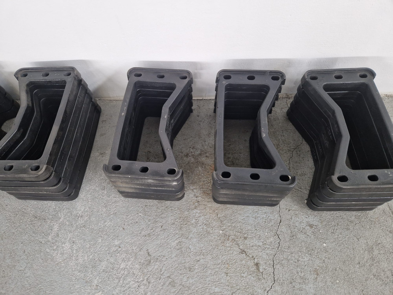 Cardane Camion SET INALTATOR CUPLA - Sellette d'attelage pour Camion benne: photos 1 Cardane Camion SET INALTATOR CUPLA - Sellette d'attelage pour Camion benne: photos 1