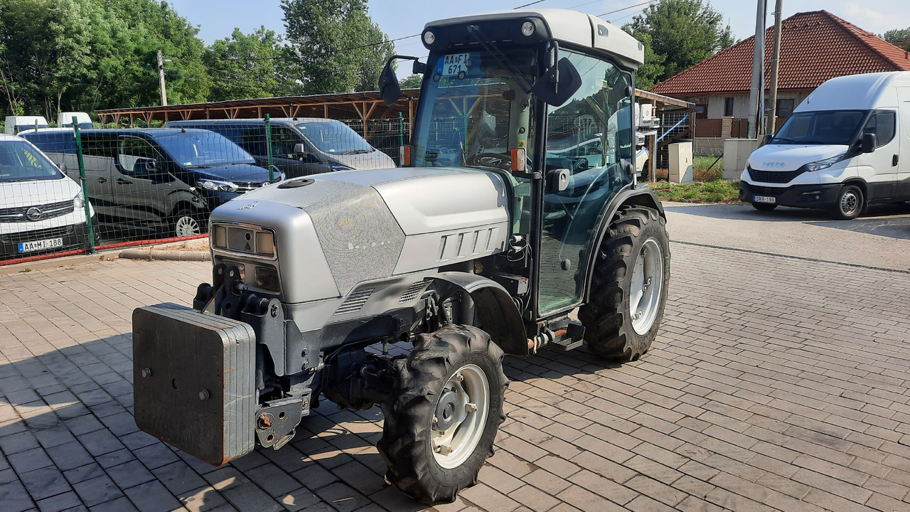 LAMBORGHINI RV90 Automatic - Machine agricole: photos 2 LAMBORGHINI RV90 Automatic - Machine agricole: photos 2