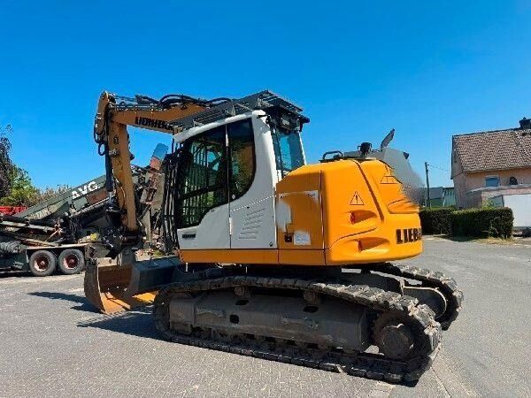 Liebherr R914 Compact S Liebherr R914 Compact S - Pelle sur chenille: photos 4 Liebherr R914 Compact S Liebherr R914 Compact S - Pelle sur chenille: photos 4